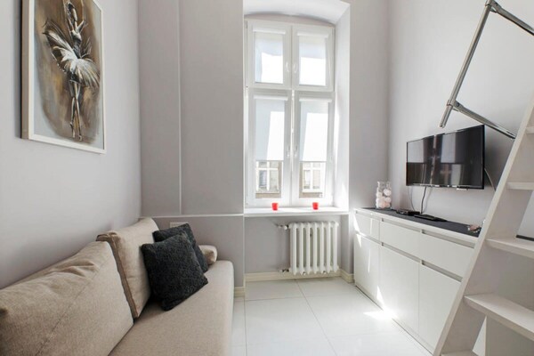 Foto van Appartement vlakbij station Fabryczna - Vakantiehuis in Łódź - LivingRoom