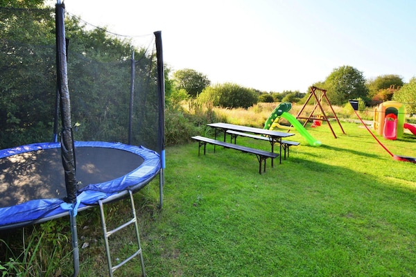 Foto van Comfortabel vakantieappartement, airconditioning - Vakantiehuis in Sianozety - GardenSummer