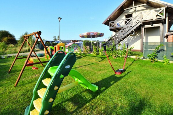 Foto van Comfortabel vakantieappartement, airconditioning - Vakantiehuis in Sianozety - GardenSummer