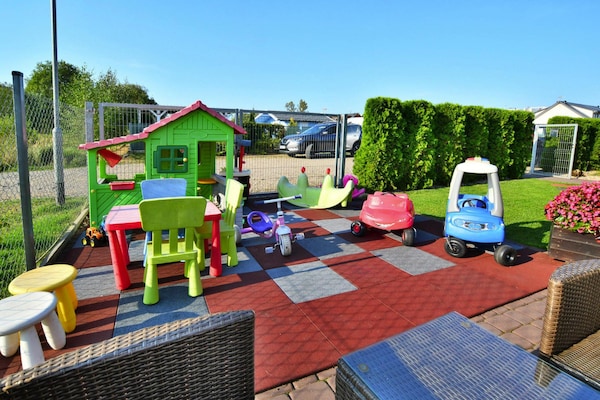 Foto van Comfortabel vakantieappartement, airconditioning - Vakantiehuis in Sianozety - terrace