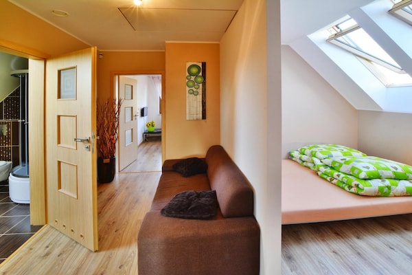 Foto van Appartement vlakbij het strand en een speeltuin - Vakantiehuis in Sarbinowo - LivingRoom