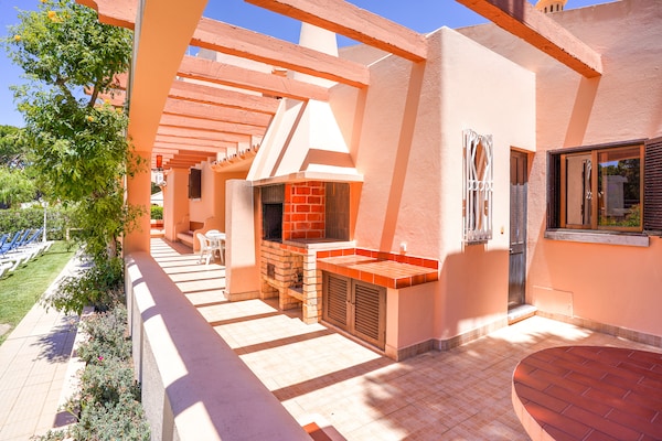 Foto van Villa in Vilamoura met zwembad bij strand - Vakantiehuis in Vilamoura - Facilities