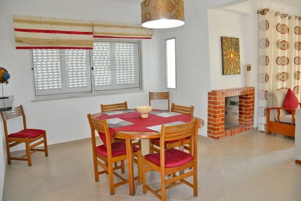 Foto van Villa in Vilamoura bij Strand en Golf - Vakantiehuis in Vilamoura - DiningRoom
