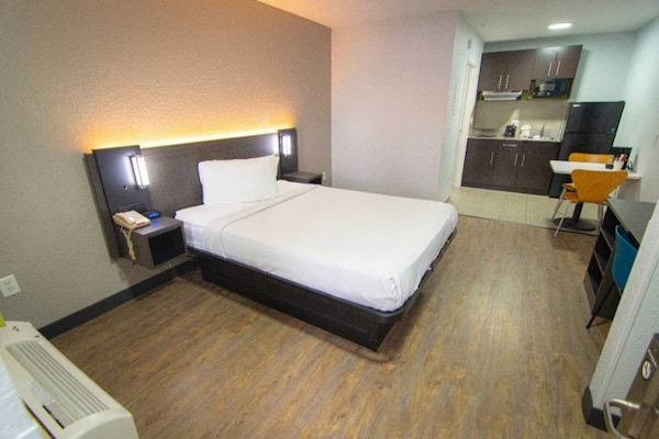 Foto van 1 tweepersoonsbed (queensize) | Rookvrij - Vakantiehuis in Coral Springs - Facilities