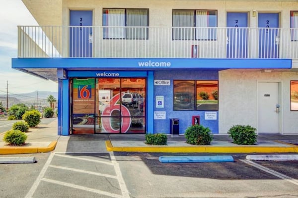 Foto van 2 tweepersoonsbedden | Roken toegestaan - Vakantiehuis in St George UT - ExteriorSummer
