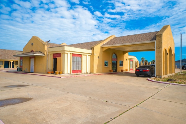 Foto van Appartement Met 2 Slaapkamers Zonder Kitchenette - Vakantiehuis in Corpus Christi TX - ExteriorSummer
