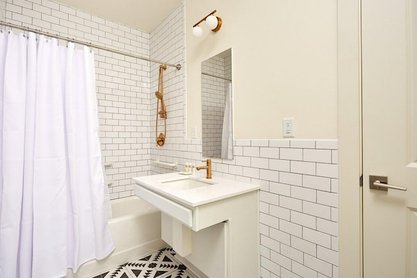Foto van Appartement Met 3 Slaapkamers - Vakantiehuis in New Orleans - BathRoom