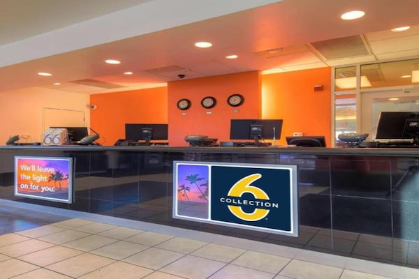 Foto van 1 tweepersoonsbed (Queensize) | Las Vegas - Vakantiehuis in Las Vegas - HallReception