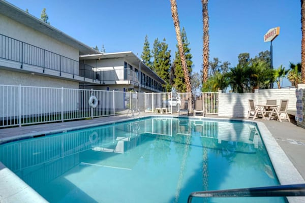 Foto van Bakersfield | 1 tweepersoonsbed | Toegankelijk voor mindervaliden/bad - PoolOfHouse
